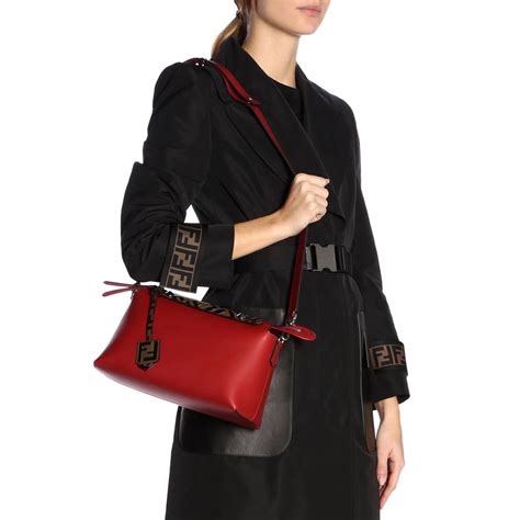 bauletto fendi 30 cm rifiniture rosso|Borse Fendi in Pelle Rosso .